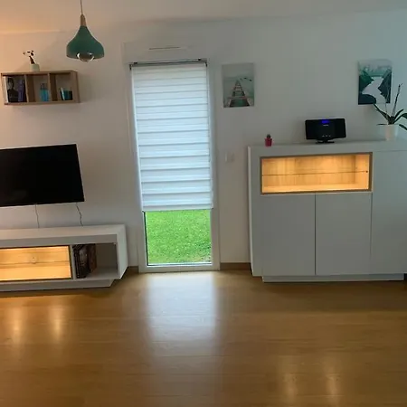 Villa Maison Individuelle, Campagne, 3 Chambres, Baignoire Balneo 2 Places *