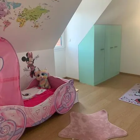 Maison Individuelle, Campagne, 3 Chambres, Baignoire Balneo 2 Places