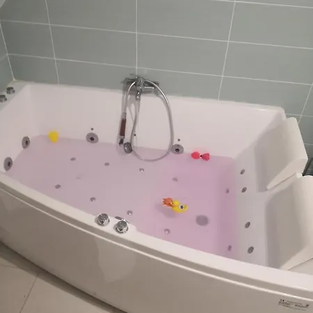 Villa Maison Individuelle, Campagne, 3 Chambres, Baignoire Balneo 2 Places *