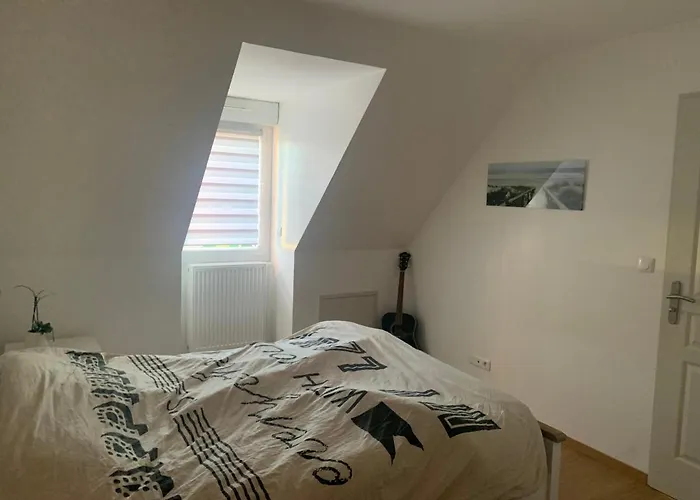 Maison Individuelle, Campagne, 3 Chambres, Baignoire Balneo 2 Places