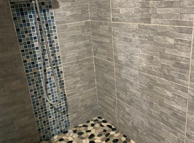 Maison Individuelle, Campagne, 3 Chambres, Baignoire Balneo 2 Places Villa