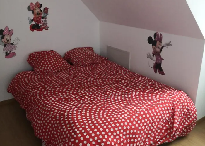 Villa Maison Individuelle, Campagne, 3 Chambres, Baignoire Balneo 2 Places Genech